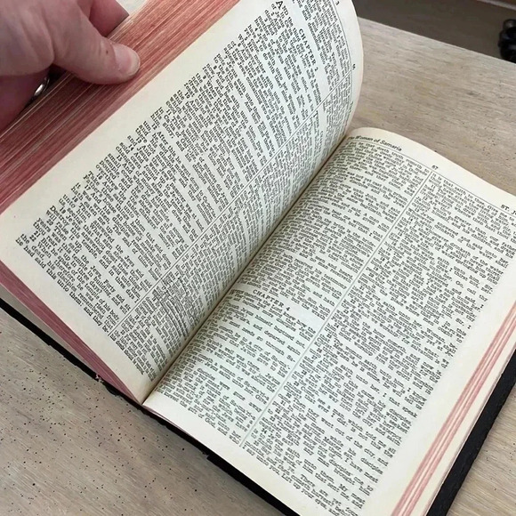 vintage 1950s Holy Bible Self-Pronouncing King James Version USA - Picture 16 of 17